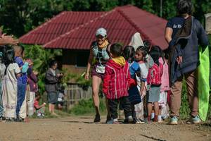 BIB: 
                            <button type="button" onclick="openModal(26712051)" class="btn btn-primary btn-sm float-right btn-popup" data-toggle="modal" data-target=".modal-high-quality">
                        <i class="fas fa-shopping-cart"></i> Add to Cart
                    </button>
                                            <button type="button" onclick="isThisMe(26712051, true)" class="btn btn-success btn-sm float-right btn-popup btn-isme hidden" data-toggle="tooltip" data-placement="bottom" title="นี่คือรูปของคุณใช่ไหม คลิกที่นี่เพื่อเอาเข้าอัลบั้ม">
                        <i class="fas fa-plus"></i> Add to album
                    </button>
                    <button type="button" onclick="isThisMe(26712051, false)" class="btn btn-warning btn-sm float-right btn-popup btn-isnotme hidden">
                        <i class="fas fa-ban"></i> Remove from album
                    </button>